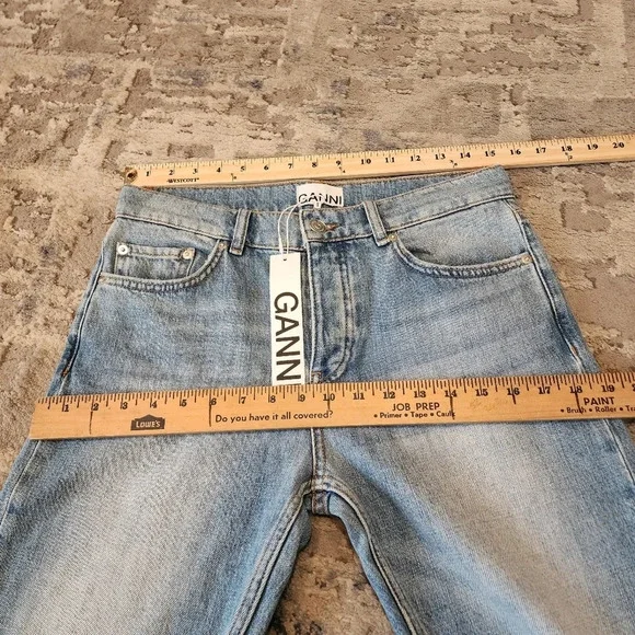 NWT GANNI classic denim slit jeans.Size 28X32.